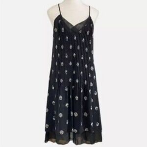 Club Monaco Elegant Black Sleeveless slip Dress size 2